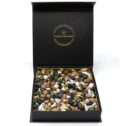 Coffret luxe assortis de dragées galets saveurs chocolat - 300g